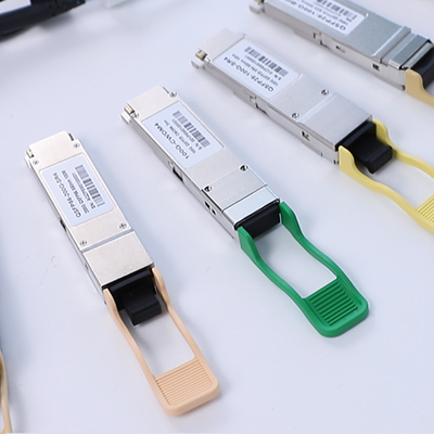 โมดูลรับส่งสัญญาณออปติคัล 200G QSFP56 SR4 CDR ระยะ 100 เมตร บนไฟเบอร์ Om4 / 70 เมตร บนไฟเบอร์ Om3 การเชื่อมต่อความเร็วสูงสำหรับศูนย์ข้อมูล