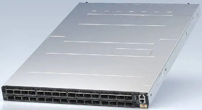 MQM9790-NS2F Mellanox Network Switch P2C Airflow 64 Port NDR 32 OSFP Port ไม่จัดการ