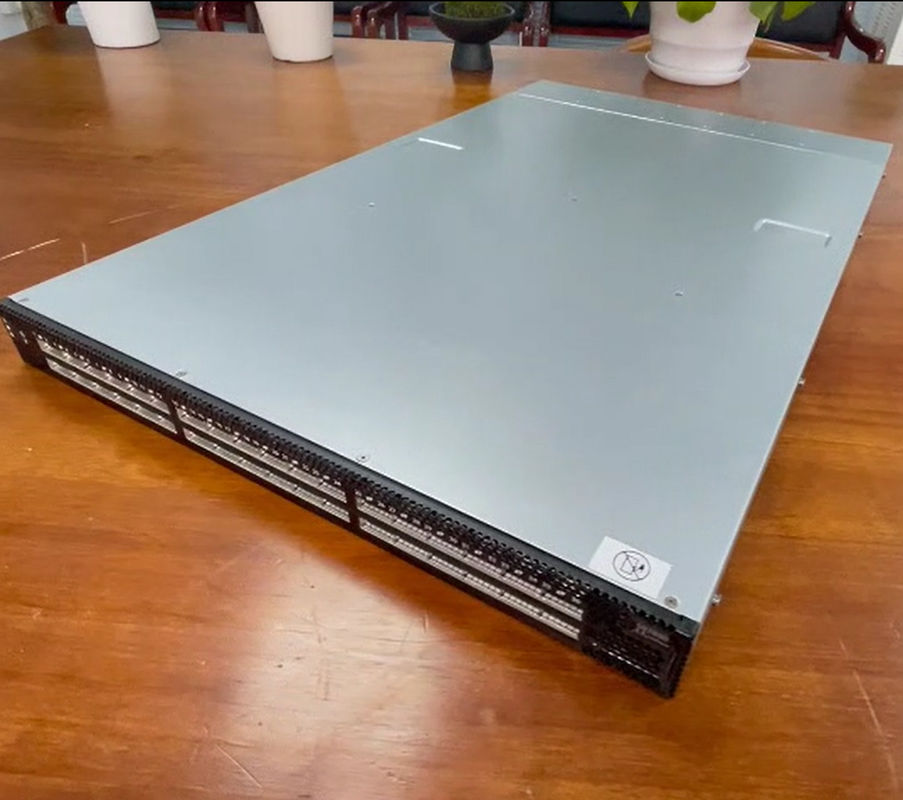 SB7890 36 Port Mellanox Infiniband Switch ไม่ปิด EDR ปกครองภายนอก 100Gb/S